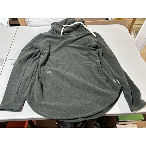 Deso Supply Co Title Nine Funnel Neck Sweatshirt Size Large forest green